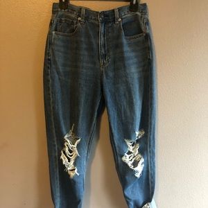 American eagle mom jeans